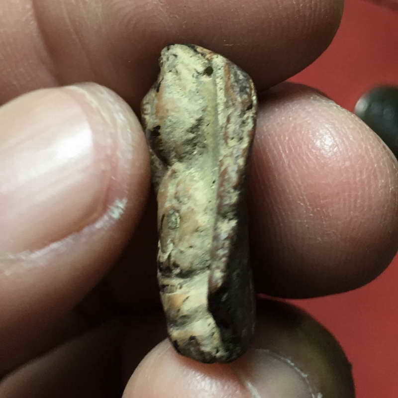 พระซุ้มกอพิพ์เล็กกรุสำนักงานการประถมศึกษาเขต1 กำแพงเพชร