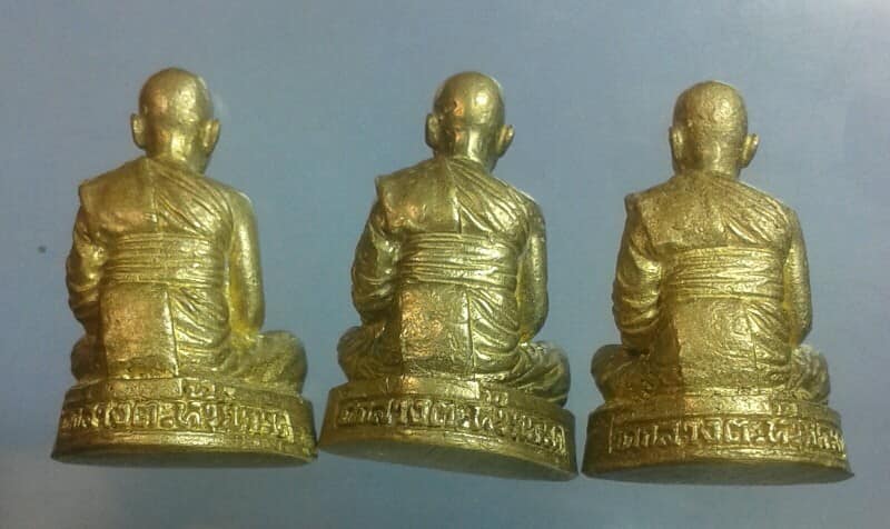 รูปหล่อหลวงพ่อคง วัดกลาง สรรบุรี ชัยนาท 3 องค์ เคาะเดียวครับ