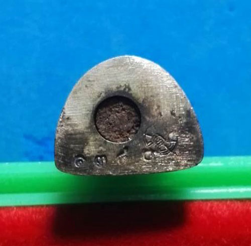 พระรูปหล่อเนื้อเงิน หลวงปู่พรหมา เขมจาโร วัดสวยหินผานางคอย รุ่น ฉลองอายุ 96 ปี ปี 2537