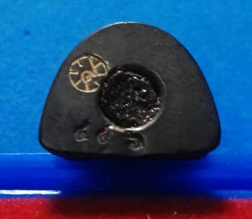 พระรูปหล่อเนื้อนวะ หลวงปู่พรหมา เขมจาโร วัดสวยหินผานางคอย รุ่น ฉลองอายุ 96 ปี ปี 2537