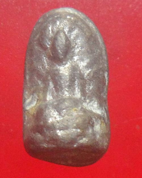 พระรอด วัดโคนอน ธนบุรี(หลวงปู่โต๊ะเจ้าพิธี)หลวงพ่อสุด วัดกาหลง หลวงพ่อเงิน ปลุกเสกองค์ที่4