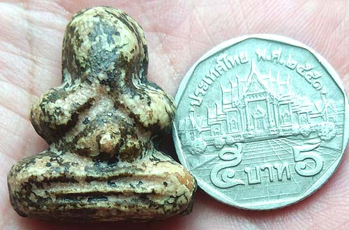 *พระปิดตา พิมพ์เข่ากว้างสะดือจุ่น ยุคแรก หลวงพ่อทองสุข วัดสะพานสูง นนทบุรี*