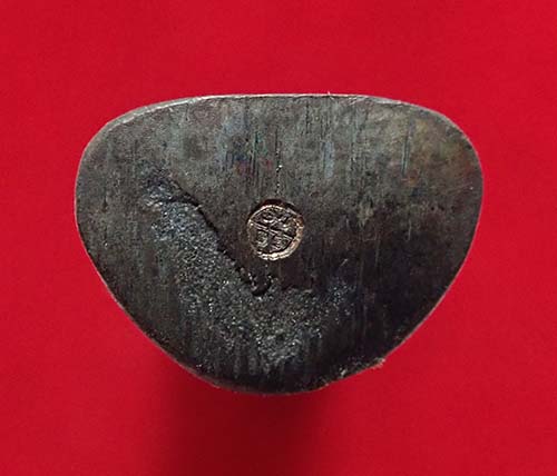 รูปหล่อหลวงพ่อเงิน บางคลาน พิมพ์เล็ก รุ่นพระธรรมปิฎก ๖๑ เนื้อนวโลหะกลับดำ ปี 2535 สวยและหายาก