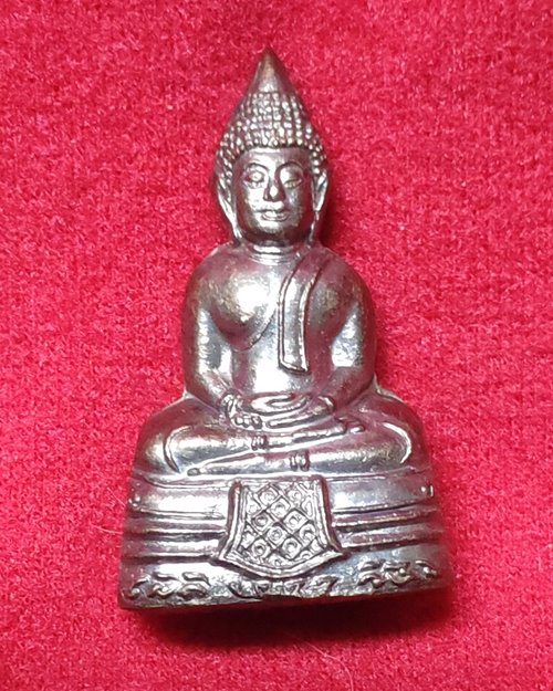 รูปหล่อหลวงพ่อโสธร พิมพ์ลอยองค์ รุ่นทองประทาน เนื้อโลหะผสม ปี2550