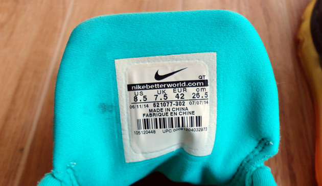 รองเท้า NIKE AirMax ของแท้ upperฟ้าหลังดำ พื่นส้ม สภาพเดียวกันตั้งให้ถูกกว่าตลาดรถไฟไปเลยหลายร้อย
