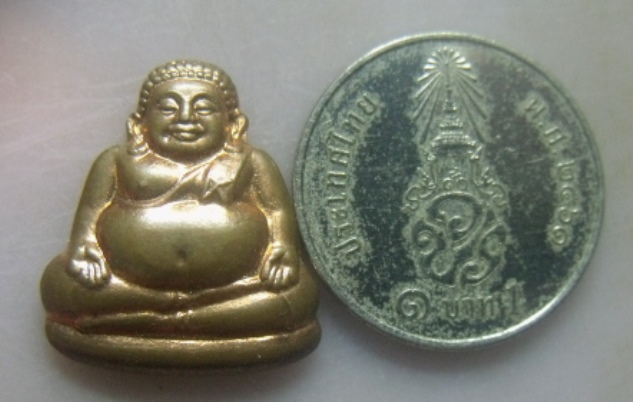 **วัดใจ**พระสังกัจจายน์ พระครูสาราภิวัฒน์ วัดตาก้อง จ.นครปฐม**หลังยันต์ สวยๆ 