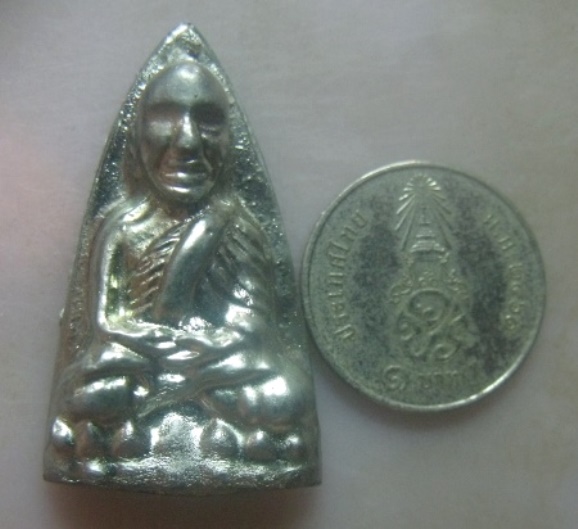 **วัดใจ**หลวงปู่ทวด หลังเตารีดใหญ่ เนื้อตะปูสังฆวานร วัดพระธาตุฯ ปี๒๕๓๙**ขุนพันธ์เจ้าพิธี อ.นอง เสก