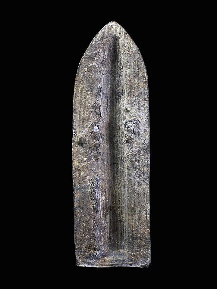 พระร่วงรางปืน วัดพระแท่นดงรัง ตะกั่วสนิมแดง กาญจนบุรี 