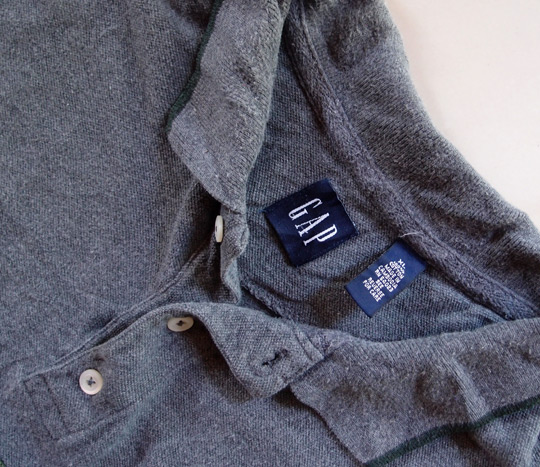 เสื้อโปโลคอปก GAP เบอร์ XL ตัวนี้ซื้อตอนไปเกาหลี มีร้านใหญ่มาก