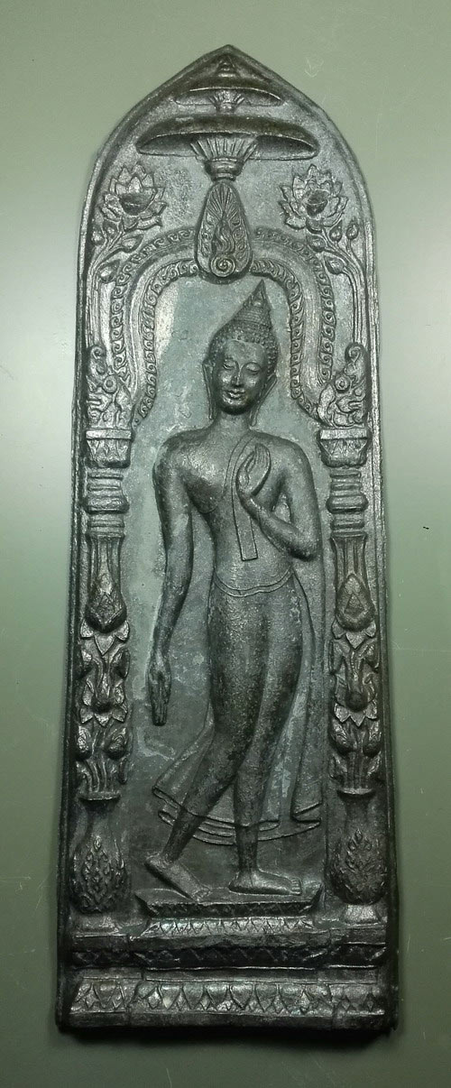 พระลีลากำแพงศอก หลวงพ่อขอม วัดไผ่โรงวัว (โพธาราม) จ.สุพรรณบุรี ปี 2505