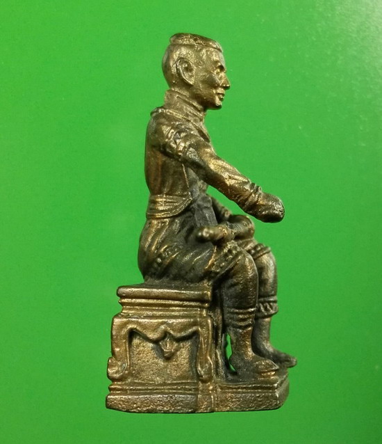 รูปหล่อลอยองค์สมเด็จพระนเรศวรฯ เนื้อสำริด พิธีเปิดพระบรมราชาอนุสาวรีย์สมเด็จพระนเรศวรมหาราช ปี 2536