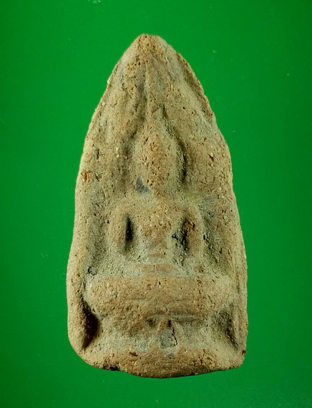 พระซุ้มทอง กรุเจดีย์กลางทุ่ง จ.อยุธยา เนื้อดิน สูง 4 ซม....#19