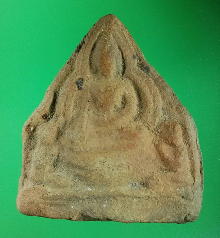 พระตรีกาย หรือพระสาม กรุวัดธรรมิกราช อยุธยา เนื้อดิน