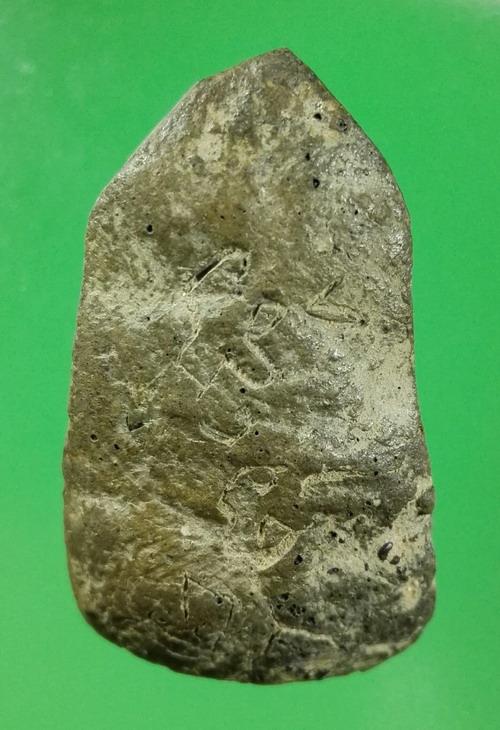 พระซุ้มยอ เนื้อดิน หลังยันต์ กรุคูยาง กำแพงเพชร