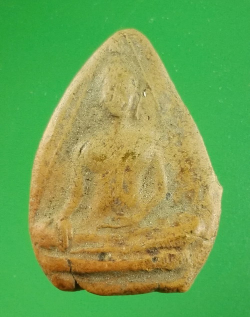 พระร่วงนั่ง กรุอุทยานลานดอกไม้ สุโขทัย