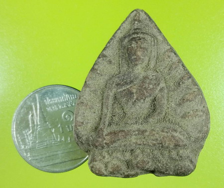 พระกลีบบัว วัดพระธาตุไชยา จ.สุราษฎร์ธานี เนื้อผง