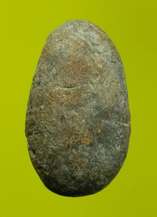 พระพิจิตรเขี้ยวงู เนื้อดิน