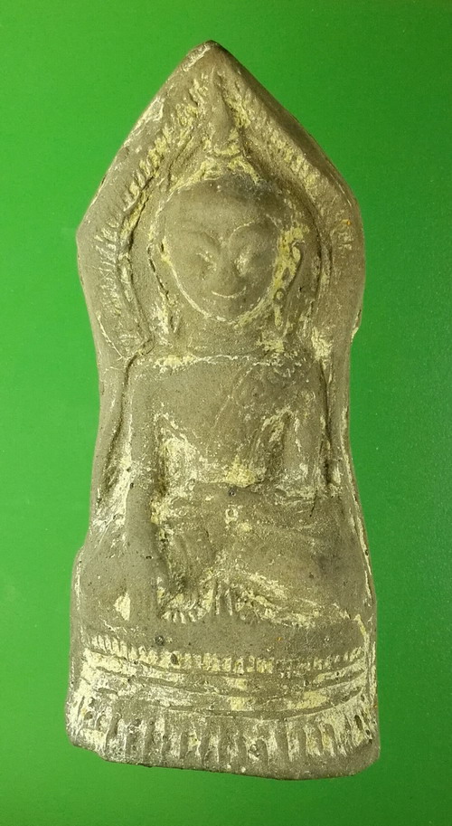 พระเชียงรุ้ง เนื้อดิน สูง 6 ซม. บรรจุกรุเก่า คราบกรุหนา