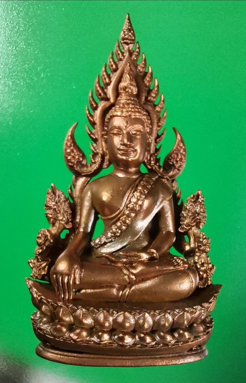 พระพุทธชินราช จอมราชันย์ ปี 2555 เนื้อทองแดง เลขรวย 1686 สวยเดิมมีกล่อง