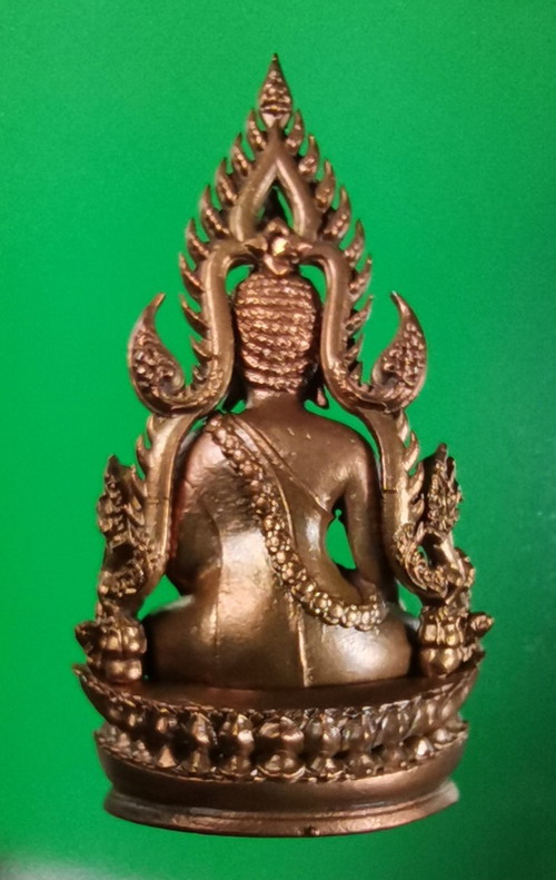 พระพุทธชินราช จอมราชันย์ ปี 2555 เนื้อทองแดง เลขรวย 1686 สวยเดิมมีกล่อง