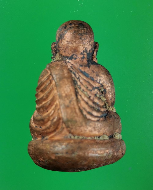 รูปหล่อหลวงพ่อเงิน เนื้อนวะโลหะ หล่อโบราณเบ้าทุบ รุ่นกองทุน 53 เลข 634