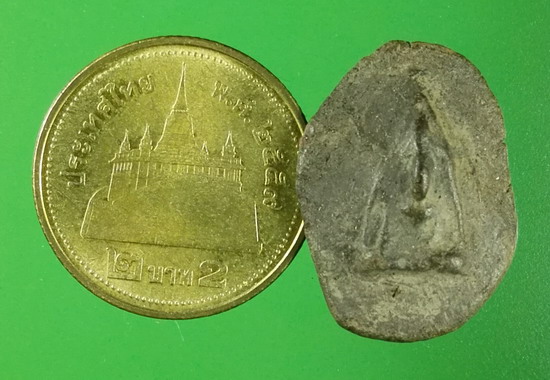 พระพิจิตรเนื้อดิน สุโขทัย เนื้อดำ กดแผ่กว้าง