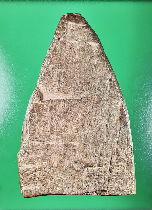 พระซุ้มปรางค์ ลพบุรี เนื้อดิน องค์ใหญ่