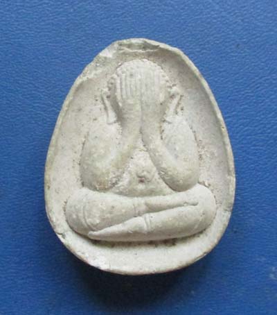 พระปิดตาเนื้อผง หลวงพ่อพุธ  วัดป่าสาลวัน  จ.นครราชสีมา