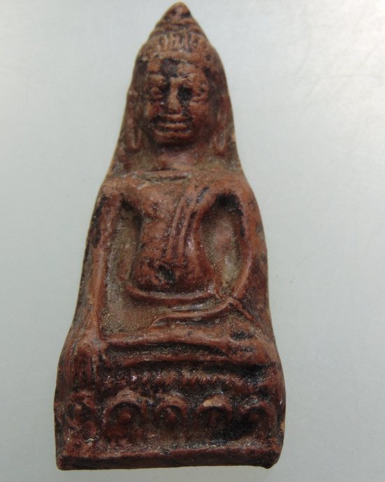 ๒๐ พระหูยานเนื้อดิน หลวงปู่ถม วัดเชิงท่า จ.ลพบุรี มวลสารพระกรุเก่า