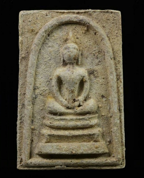 พระสมเด็จหลังพระสีวลี พิมพ์ใหญ่ เอวเล็ก พร้อมบัตรรับรอง หลวงพ่อกวย วัดโฆษิตาราม ปี15...เคาะเดียวแดง.