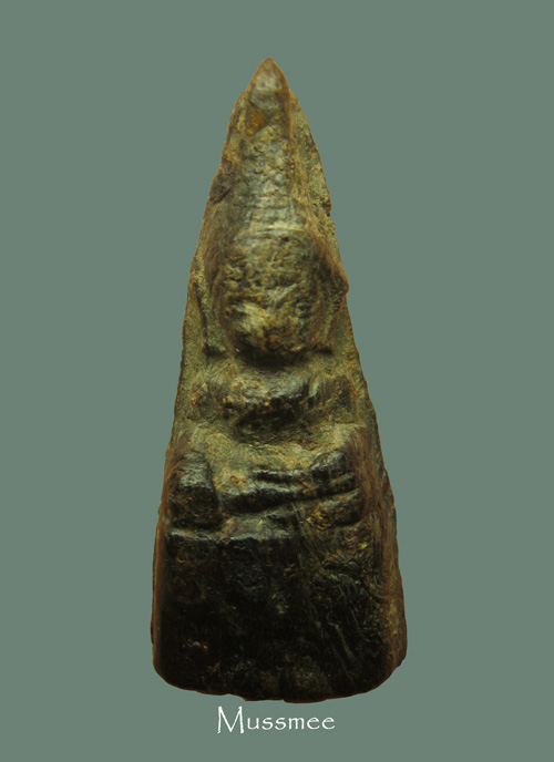 พระผงว่านจำปาสัก ของดีที่คนยุคเก่าเชื่อถือในพุทธคุณครับ  ### เคาะเดียว ### 