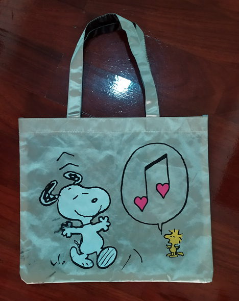 กระเป๋าสะพาย Snoopy Studios ของแท้ ไม่มีขายข้างนอก ต้องไปซื้อที่ UNIVERSAL STUDIO JAPAN เท่านั้น