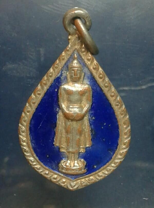 เหรียญพระอุ้มบาตรวัดบางแพใต้ปี๒๖ กะไหล่่ลงยา    เคาะเดียวครับ 