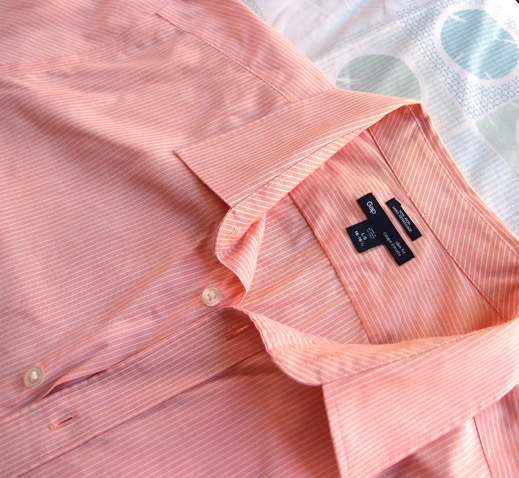 เสื้อเชิ๊ต GAP โทนสีส้ม slimfit coupe e troite เบอร์ L