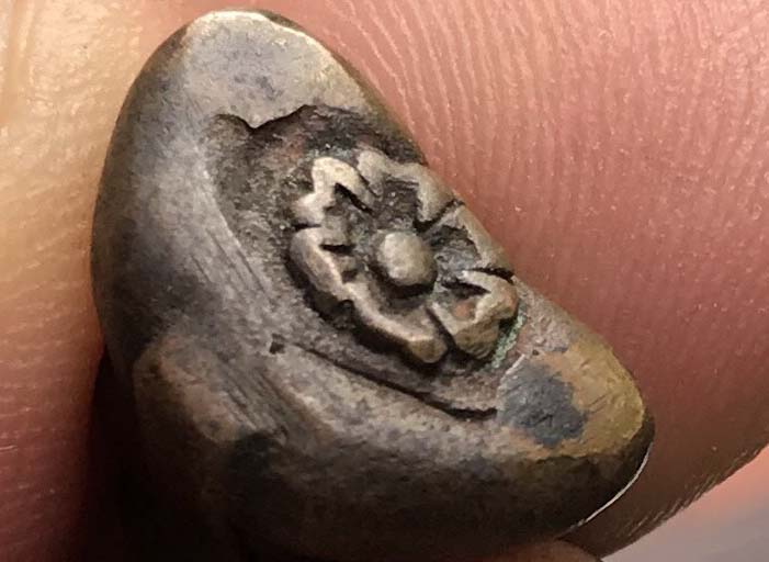 "เคาะเดียว" พระปิดตามหาจักรี  พุทธาภิเษกที่วัดพระมหาธาตุ พศ.2525 พ่อท่านคลิ้ง เป็นเจ้าพิธี