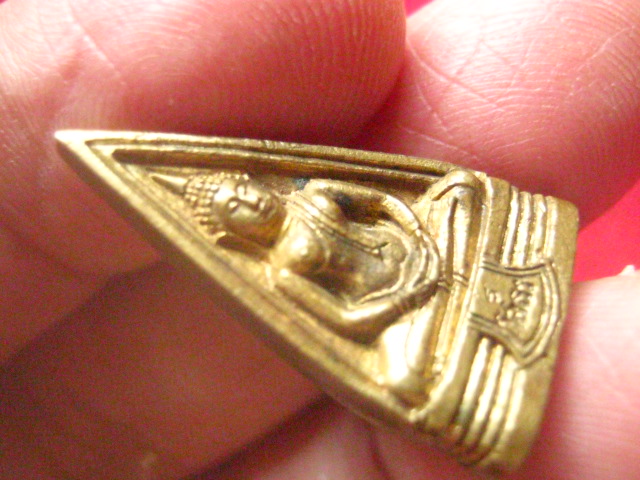 หลวงพ่อโสธร พิมพ์สองหน้า วัดโสธรวรารามวรวิหาร ฉะเชิงเทรา ปี 2535 ตอกโค้ด