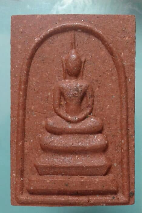 พระสมเด็จฝังพลอยหลังยันต์ ไม่ทราบวัด เคาะเดียวครับ