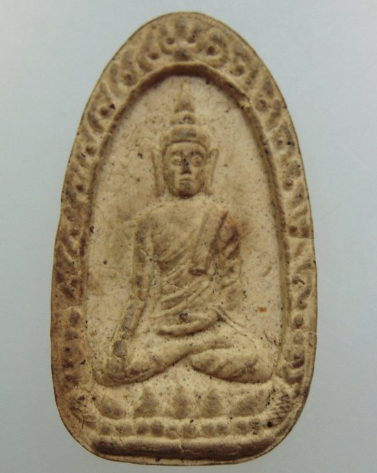 พระพุทธเนื้อผง