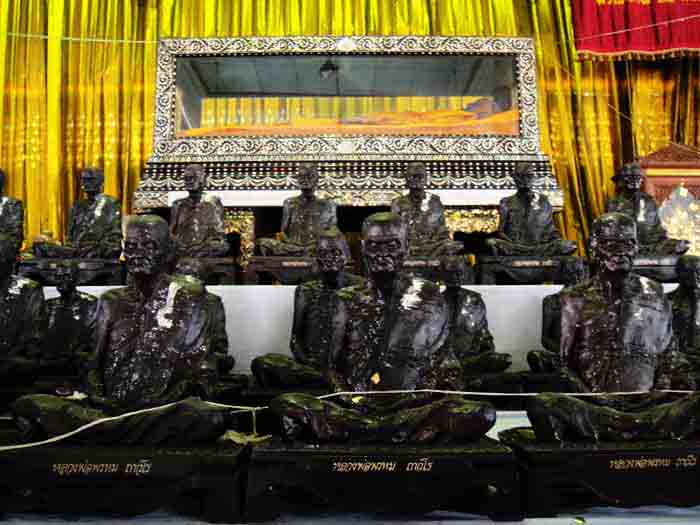 (((สร้าง ๑๐๙ องค์))) พระบูชารูปเหมือน 16 นิ้ว หลวงพ่อพรหม ถาวโร