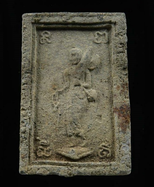 พระสมเด็จหลังพระสีวลี พิมพ์ใหญ่ เอวเล็ก พร้อมบัตรรับรอง เนื้อใบลานบรรจุกรุ หลวงพ่อกวย ปี15.เคาะเดียว