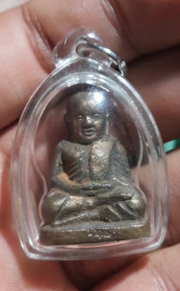 หลวงพ่อเงิน วัดบางคลาน รูปหล่อรุ่นกองทุน 53 สำริดแดง นำฤกษ์