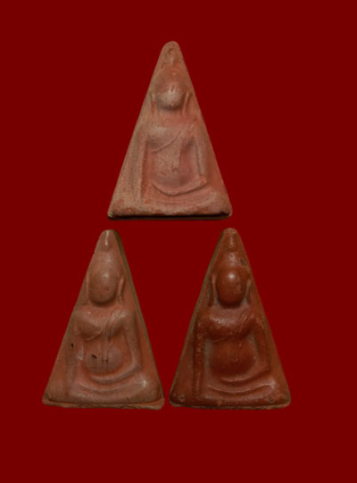 พระนางพญา ผสมผงเก่า รุ่นมาลาเบี่ยง