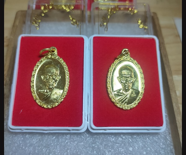 ชุดที่1 หลวงพ่อรวย วัดตะโกปี60 อยุธยา