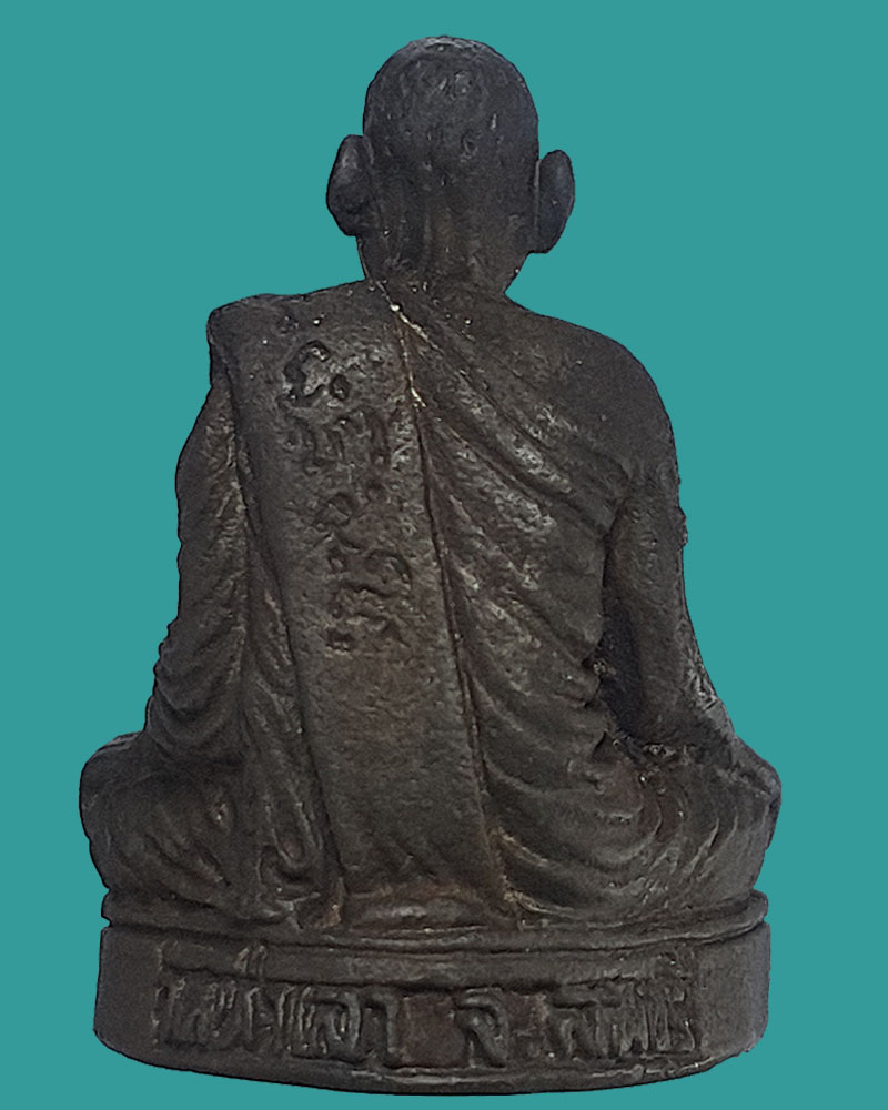 หลวงพ่อชื่น วัดคุ้งท่าเลา อ.บ้านหมี่ จ.ลพบุรี 