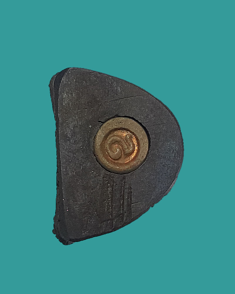 หลวงพ่อชื่น วัดคุ้งท่าเลา อ.บ้านหมี่ จ.ลพบุรี 