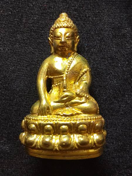 พระกริ่งหลวงพ่อคูณ รุ่น คูณพันล้าน ออกวัดบ้านไร่ ปี 57 เนื้อ ทองฝาบาตรก้นอุดยันต์ดวง หมายเลข 1026 สร