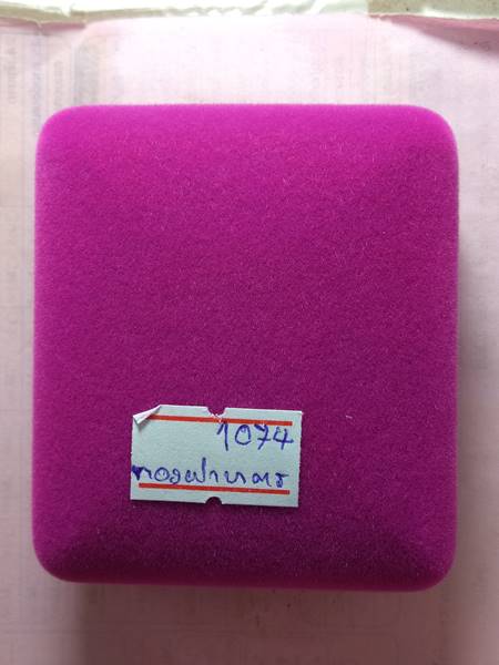 พระกริ่งหลวงพ่อคูณ รุ่น คูณพันล้าน ออกวัดบ้านไร่ ปี 57 เนื้อ ทองฝาบาตรก้นอุดยันต์ดวง หมายเลข 1074 สร