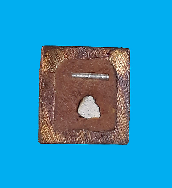 รูปหล่อพระแม่ธรณี รุ่นแรก หลวงปู่แป๋ว วัดดาวเรือง จ.สิงห์บุรี ปี2556