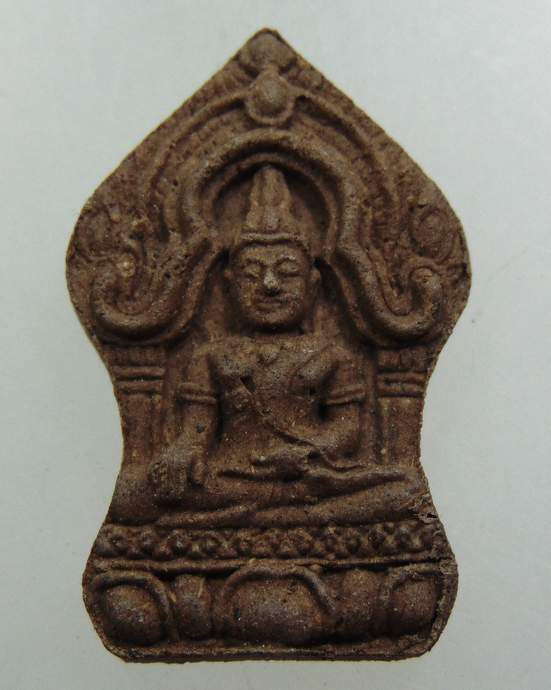 ๒๐ พระยอดขุนพล เนื้อผง