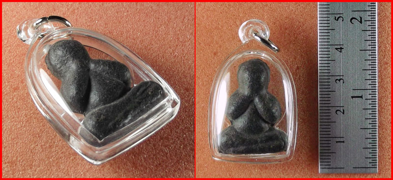 พระปิดตา หลวงตาวาส วัดสะพานสูง จ.นนทบุรี เนื้อผงพุทธคุณ พร้อมเลี่ยมสวยครับ